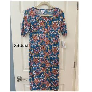 XS LuLaRoe Julia dress